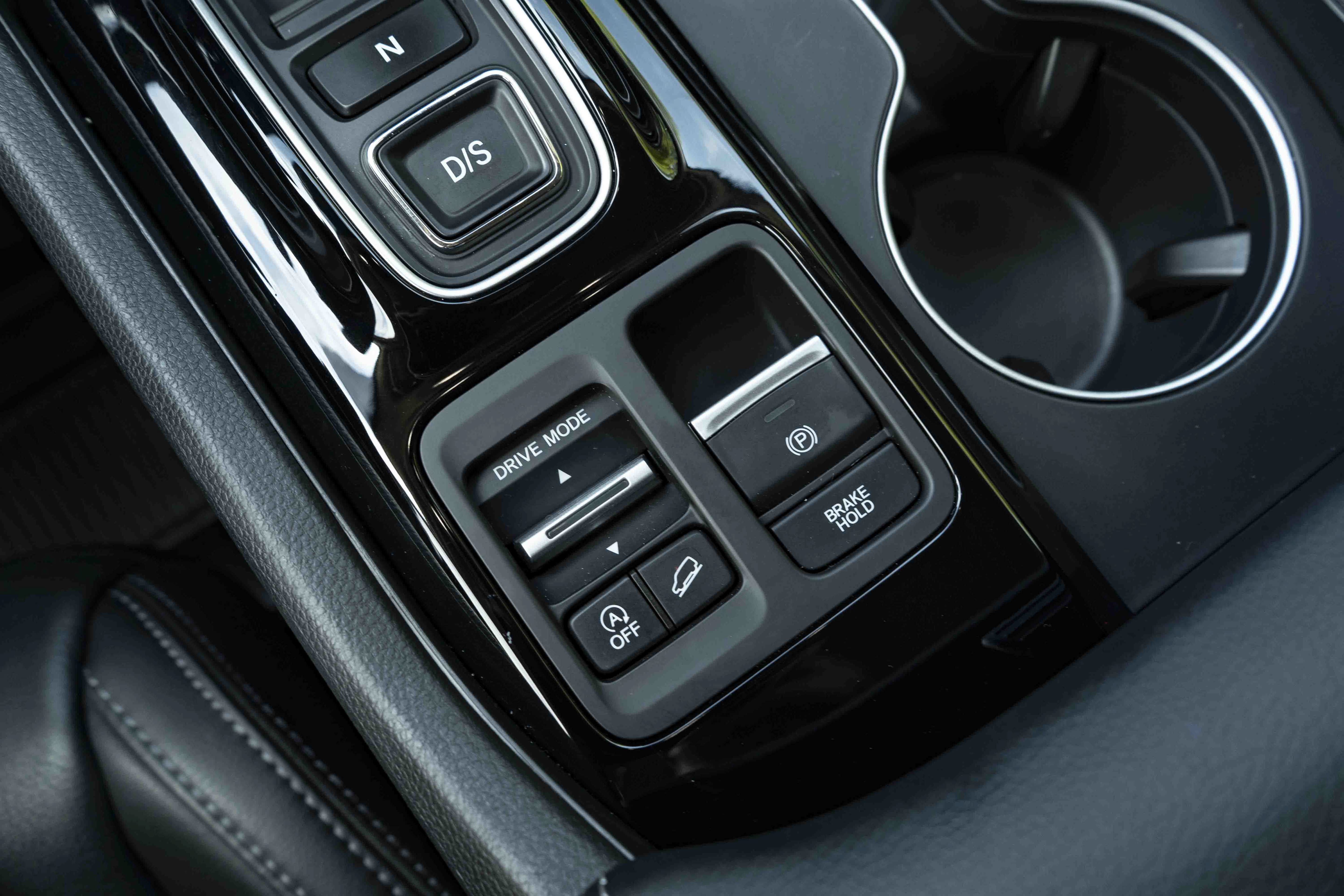 Used 2025 Honda Pilot EX-L image 29