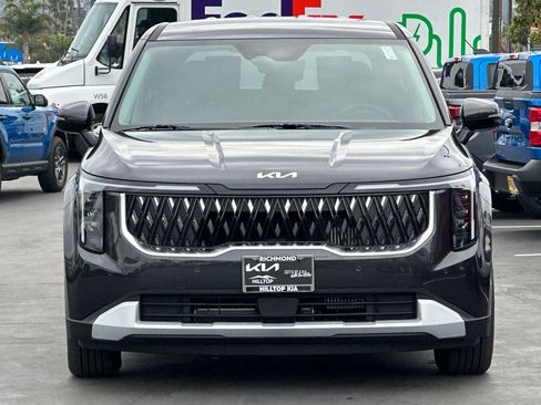 New 2026 Kia Carnival LXS image 9