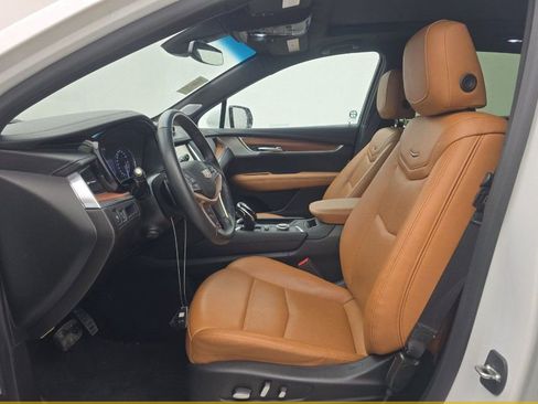 Used 2023 Cadillac XT5 Premium Luxury AWD/4WD image 7
