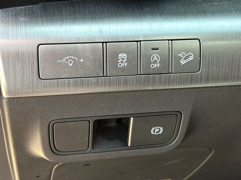Used 2024 Hyundai Kona SE FWD image 19