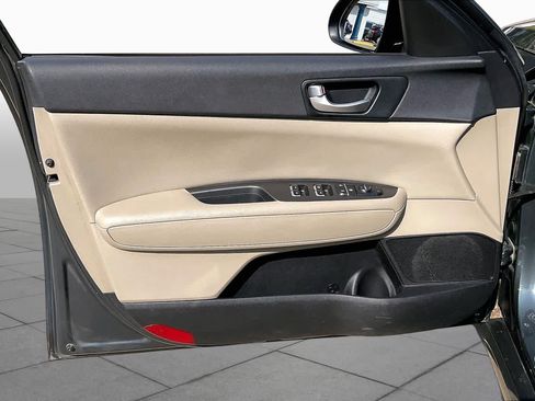 Used 2016 Kia Optima LX FWD image 21