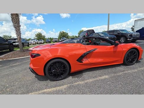 New 2027 Chevrolet Corvette Stingray Convertible w/ Stealth Interior Trim Package RWD image 18