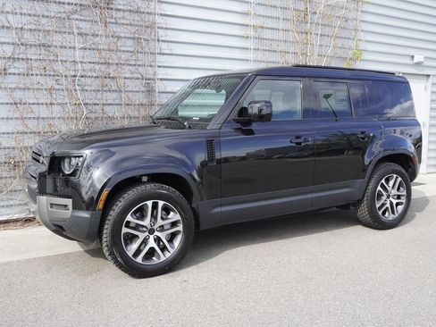 New 2026 Land Rover Defender 110 S AWD/4WD image 3