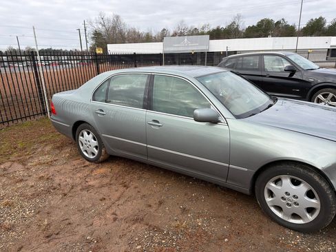Used 2001 Lexus LS 430 image 2