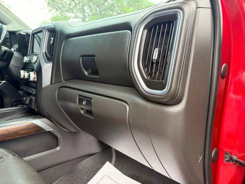 Used 2019 GMC Sierra 1500 SLT w/ SLT Premium Plus Package AWD/4WD image 39