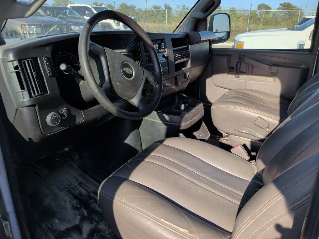 Used 2022 Chevrolet Express 2500 RWD image 11