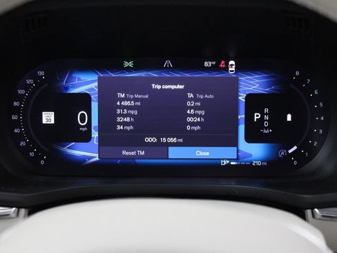 Used 2025 Volvo XC60 B5 Plus w/ Protection Package Premier AWD/4WD image 34