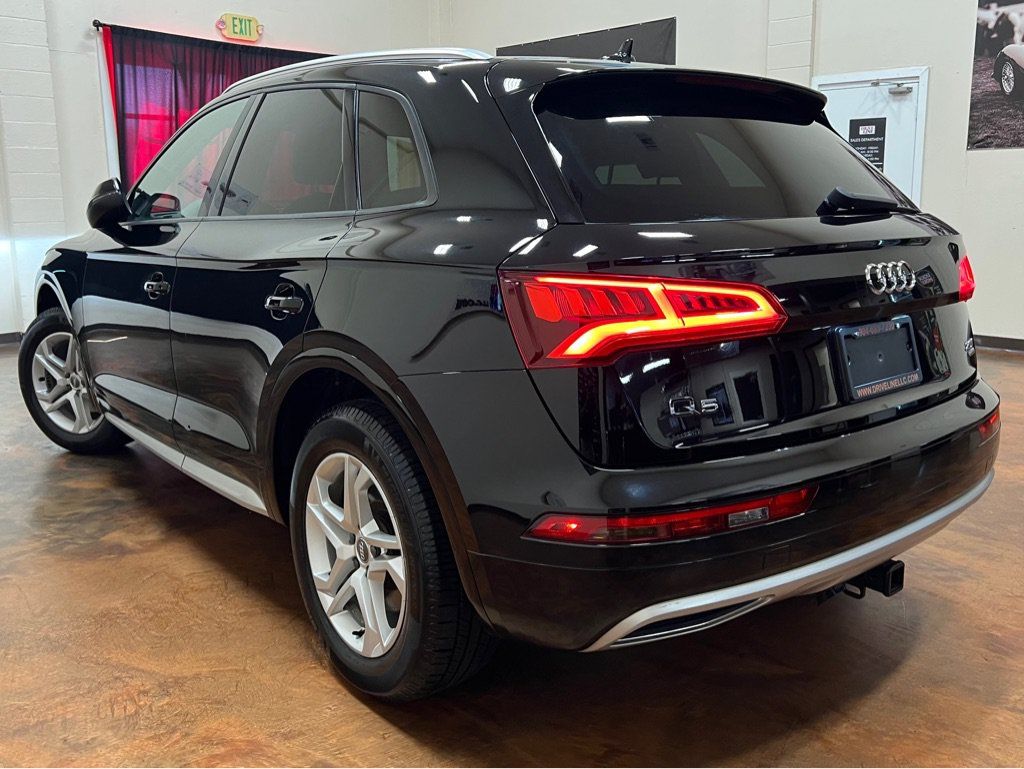Used 2018 Audi Q5 2.0T Premium AWD/4WD image 2