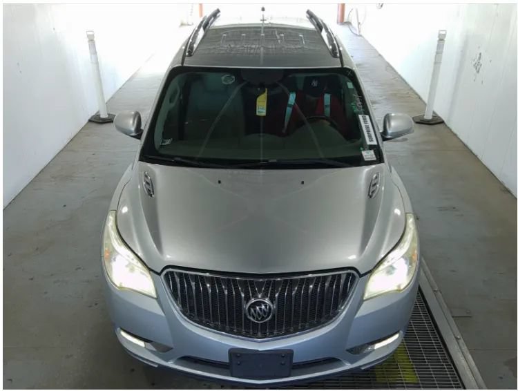 Used 2015 Buick Enclave Leather FWD image 4