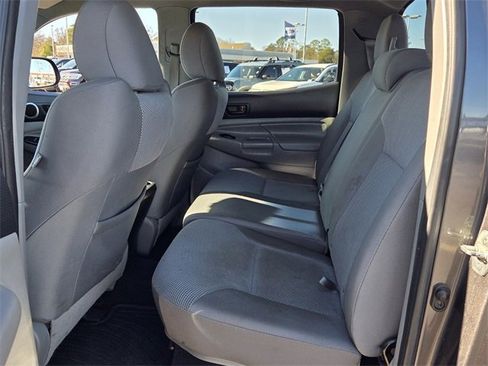 Used 2013 Toyota Tacoma 4x4 Double Cab w/ TRD Off-Road Pkg image 13