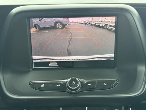Used 2023 Chevrolet Camaro LT RWD image 9