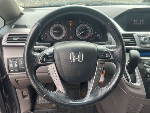 Used 2012 Honda Odyssey Touring Elite image 20