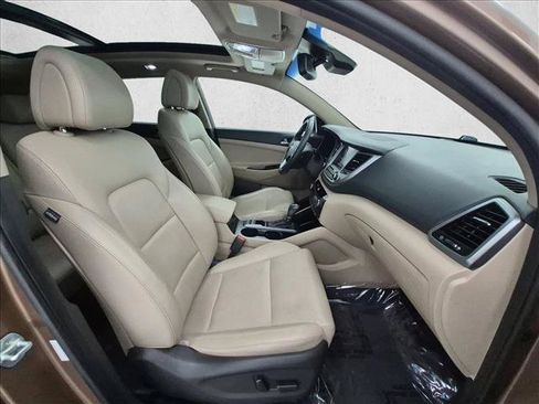 Used 2017 Hyundai Tucson Limited w/ Limited Ultimate Package 03 FWD image 25