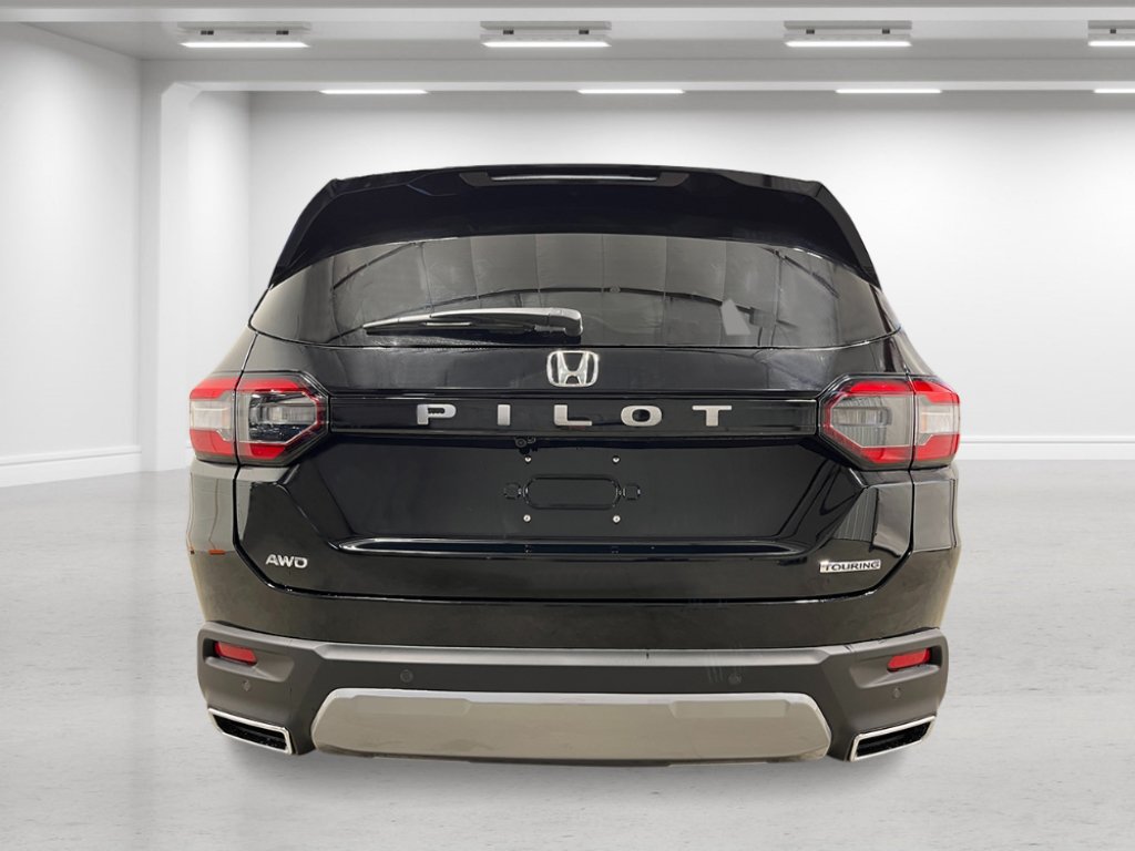 New 2026 Honda Pilot Touring image 4