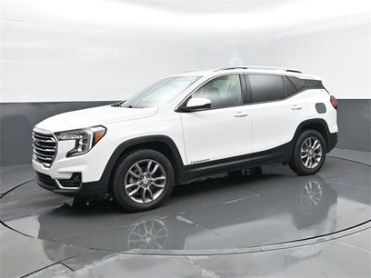 Used 2024 GMC Terrain SLT