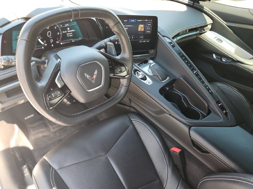 Used 2022 Chevrolet Corvette Stingray Coupe w/ 1LT RWD image 24