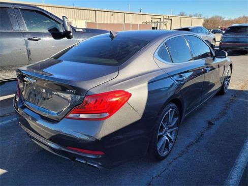 Used 2020 Genesis G70 2.0T w/ Prestige Package image 10