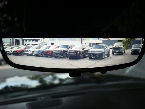 Used 2025 GMC Sierra 3500 Denali Ultimate image 31