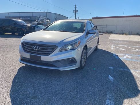 Used 2015 Hyundai Sonata Sport w/ Option Group 04 image 7