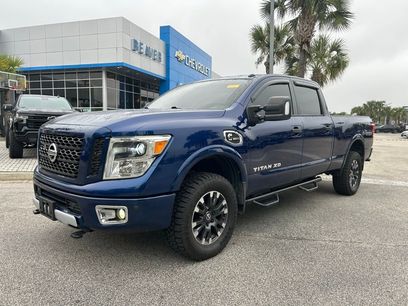 Used 2017 Nissan Titan PRO-4X w/ Pro-4x Convenience Package