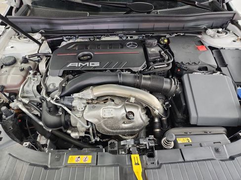 Used 2023 Mercedes-Benz GLB 35 AMG 4MATIC w/ Premium Package image 15