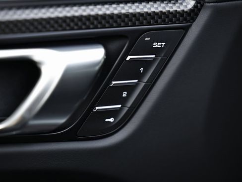 New 2026 Porsche Macan GTS image 20