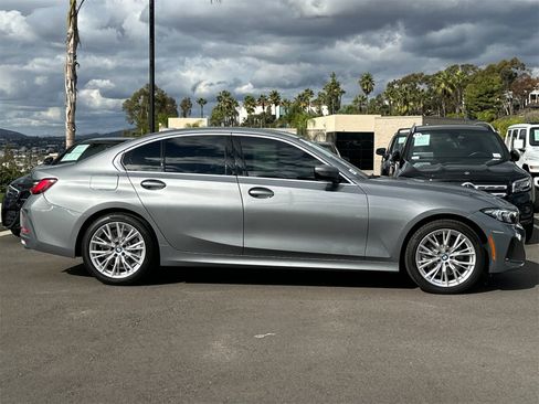 Used 2024 BMW 330i Sedan image 2