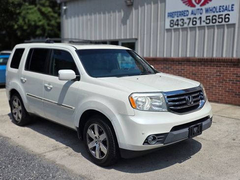 Used 2015 Honda Pilot Touring image 2