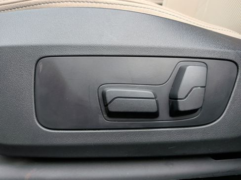 Certified 2023 BMW X1 xDrive28i w/ Convenience Package image 28