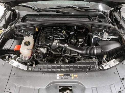 Certified 2024 Jeep Grand Cherokee L Altitude AWD/4WD image 3