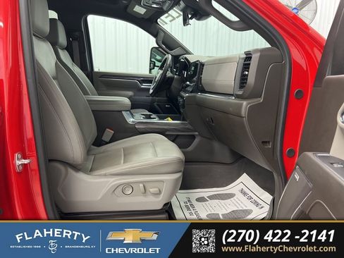 Used 2024 Chevrolet Silverado 3500 LTZ w/ LTZ Plus Package AWD/4WD image 15