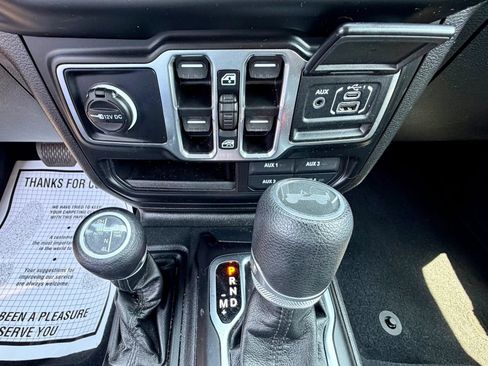 Used 2023 Jeep Wrangler Unlimited w/ Cold Weather Group AWD/4WD image 49