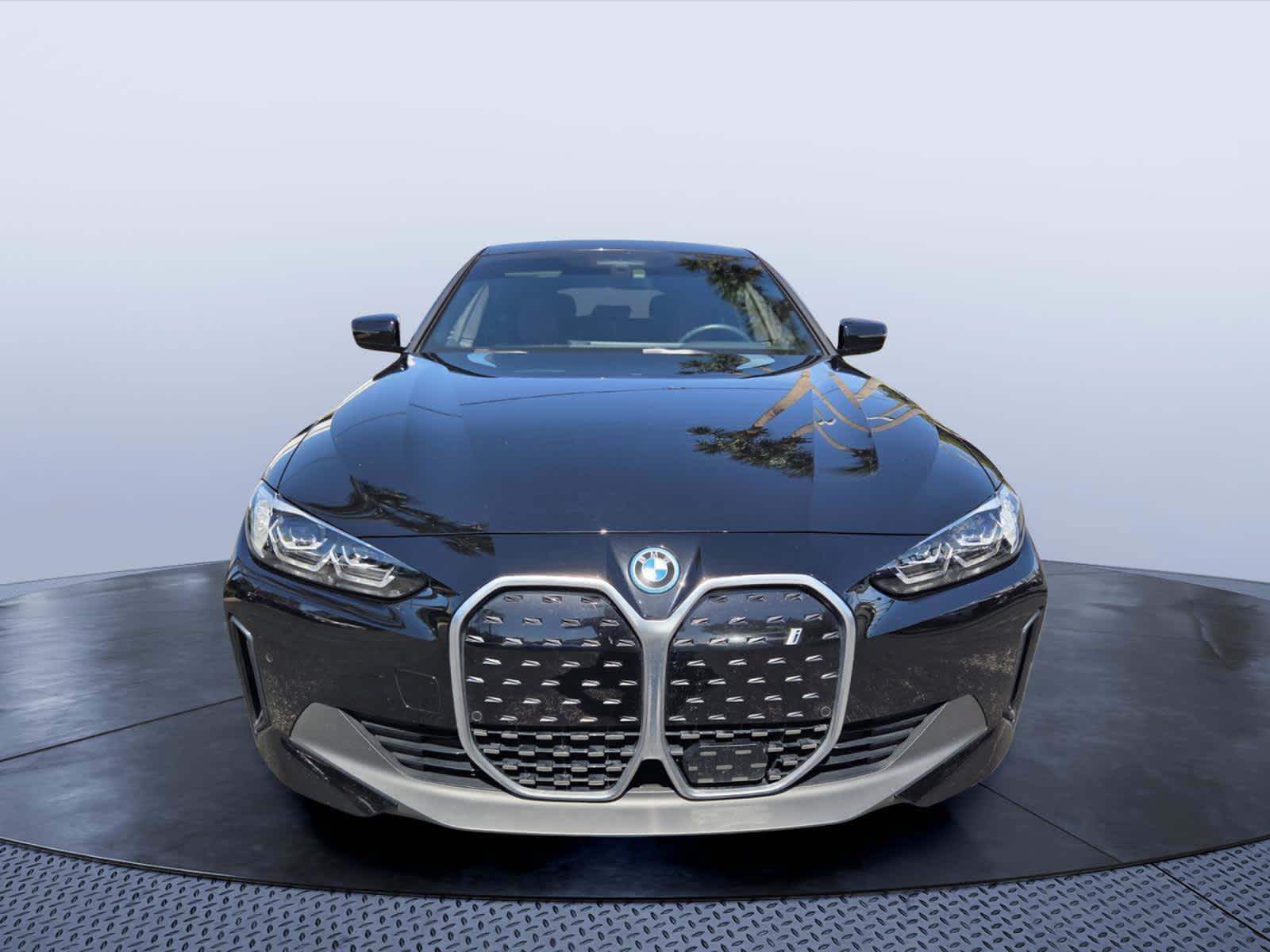 Used 2024 BMW i4 eDrive35 w/ Premium Package RWD image 8