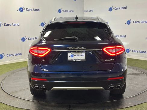 Used 2019 Maserati Levante GranLusso image 4