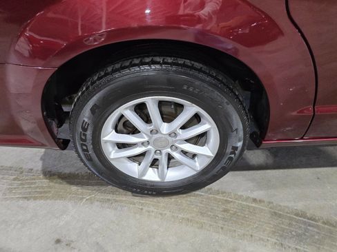 Used 2019 Dodge Grand Caravan SXT image 23