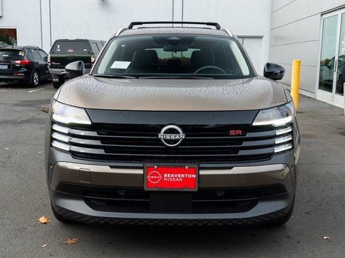 New 2026 Nissan Kicks SR image 2