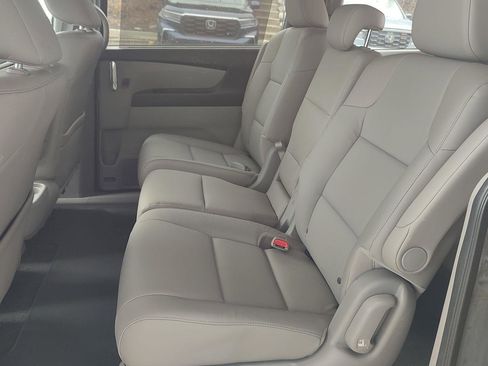 Used 2017 Honda Odyssey EX-L image 23