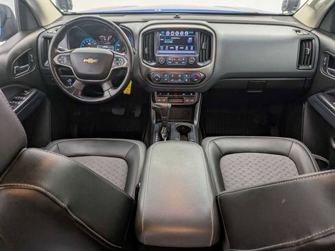 Used 2018 Chevrolet Colorado Z71 image 15
