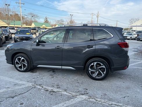 Used 2023 Subaru Forester Touring image 4