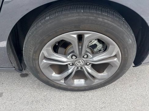 Used 2024 Honda Accord EX image 10