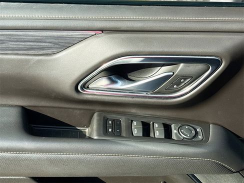 Used 2022 GMC Yukon XL SLT image 19