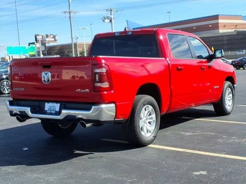 Used 2024 RAM 1500 Laramie AWD/4WD image 4