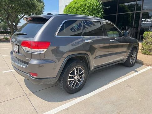 Used 2018 Jeep Grand Cherokee Limited RWD image 3