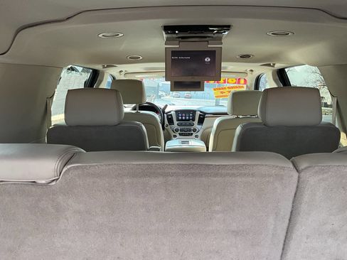 Used 2016 GMC Yukon XL Denali w/ Open Road Package image 38