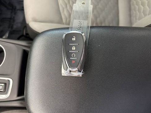 Certified 2021 Chevrolet Equinox LS w/ LS Convenience Package FWD image 28