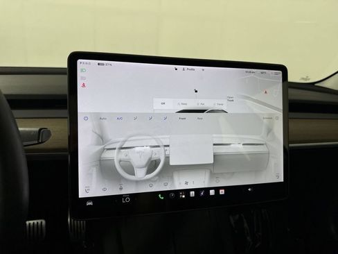 Used 2022 Tesla Model 3 Long Range AWD/4WD image 30