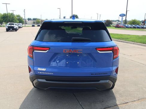 Used 2026 GMC Terrain Elevation FWD image 16