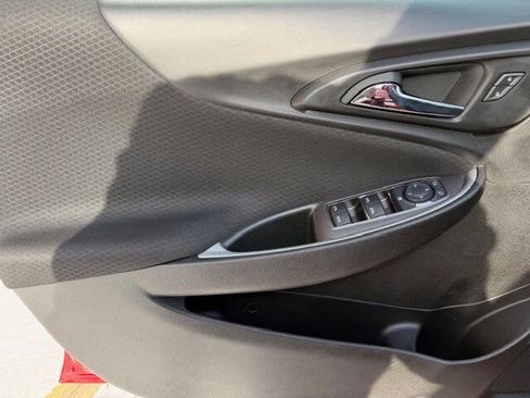 Used 2024 Chevrolet Malibu LT image 11