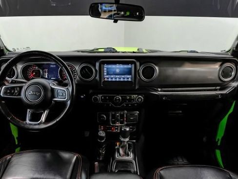 Used 2021 Jeep Gladiator Rubicon w/ LED Lighting Group AWD/4WD image 16