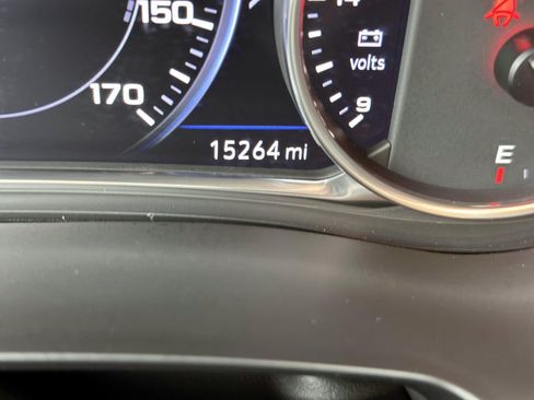 Used 2023 Chevrolet Traverse Premier AWD/4WD image 30